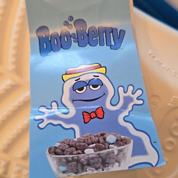 CROCS BOO BERRY CLASSIC CLOG, MEN'S 10, WOMEN'S 12 - Picture 8 of 9